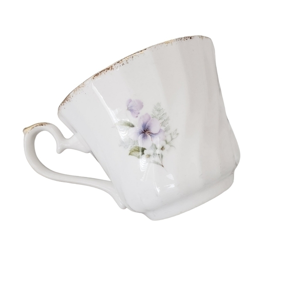 Vintage Birks Ribbed Fine Bone China Wild Flowers Teacup & Saucer Set - Picture 7 of 10